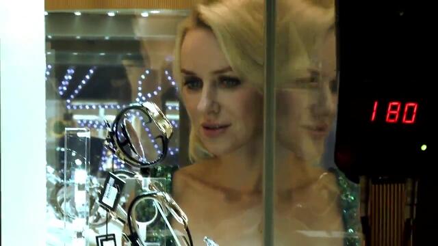 Naomi Watts - Making Of Spot Navidad 2012