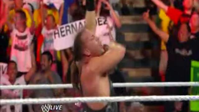 Big Show се завръща и спасява Rob Van Dam и Mark Henry от The Shield - Wwe Raw 12813 vs