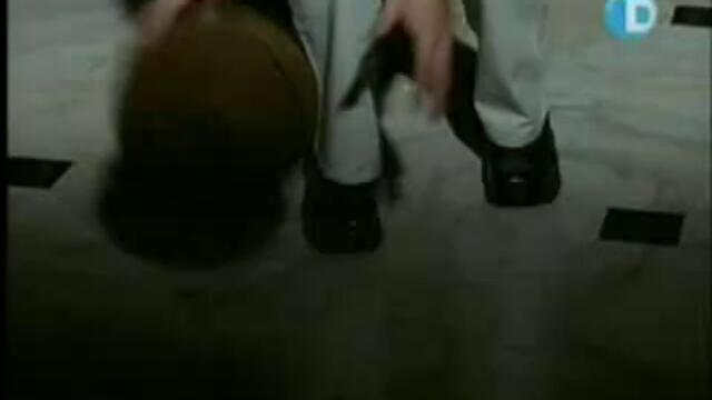 Страшен филм 2 - Част 3