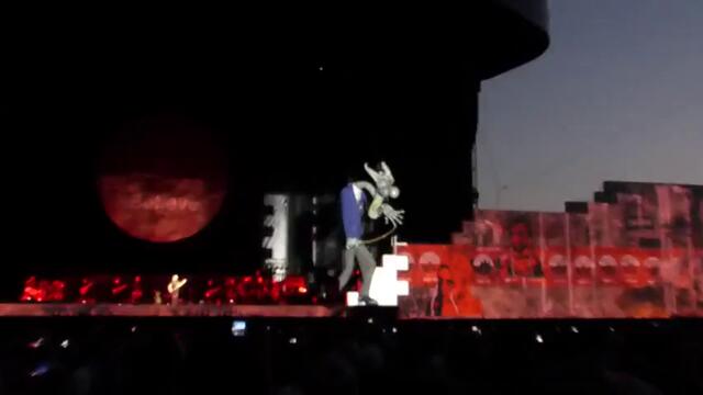 Роджър Уотърс (Roger Waters The Wall ) и Стената с концерт в България - София 30 юли 2013