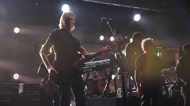 Roger Waters - Another Brick in the Wall (Part 2) Live