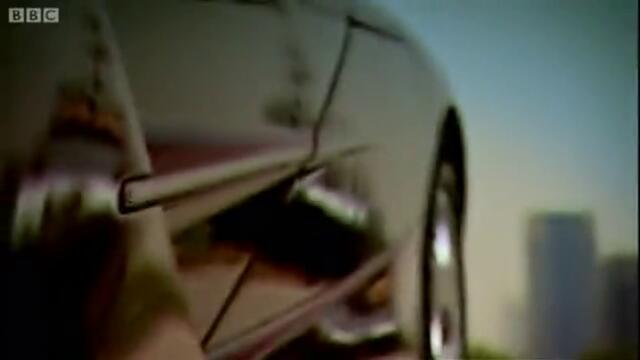 Bugatti Veyron vs Mclaren F1 - Top Gear