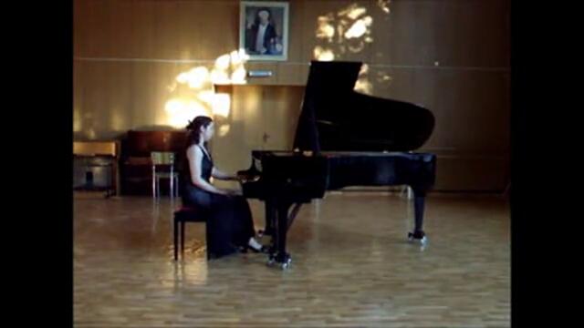 Музикално училище Al.Scriabin - Nocturne for the left hand only op.9 No.2 (Silviya Mihaylova piano)
