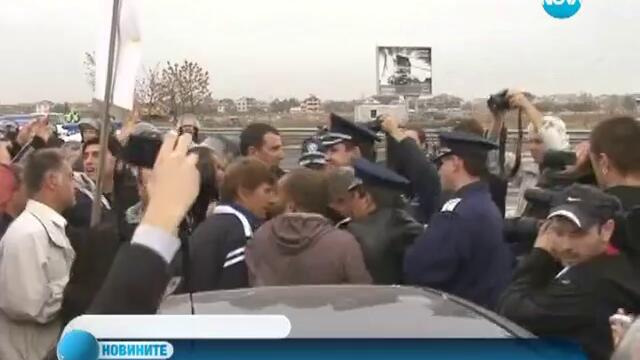 Жандармерията спря животновъдите по пътя им за София