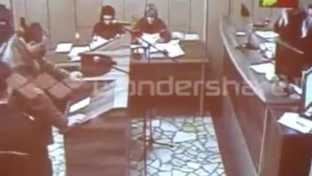 Петър Стоянов Герб уреди на работа сина и съпругата на съдията, който ни осъди!