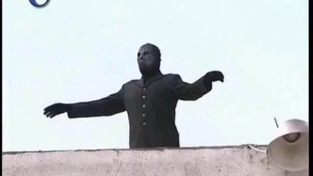 Магът лети над един склад - Разбулените тайни на магията