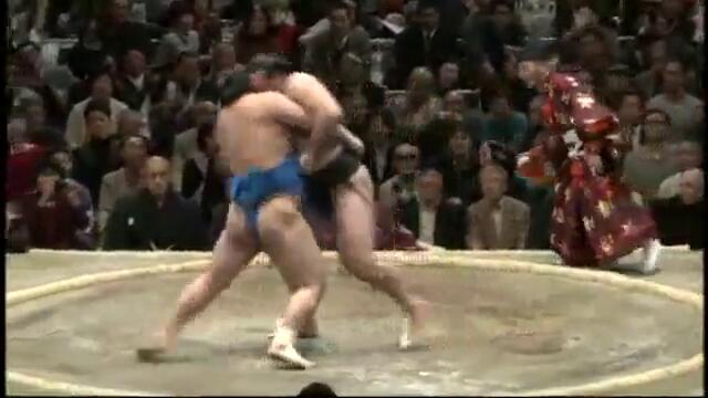 Котоошу със шеста победа срещу Окиноуми   Нацу Башо 20.1.2014