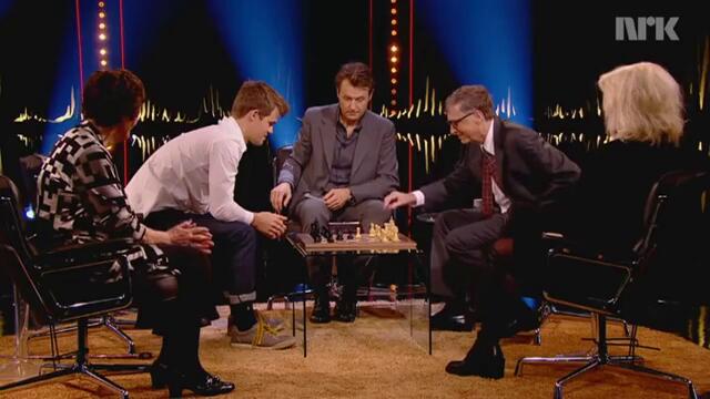 Бил Гейтс и Най-добрият шахматист в една минута и 19 секунди !