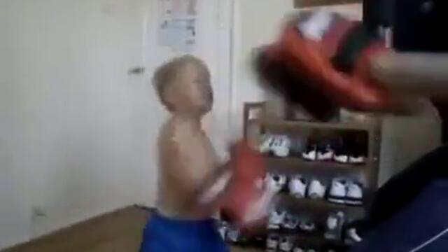 Дете на 5 години - Бъдещ Мма шампион