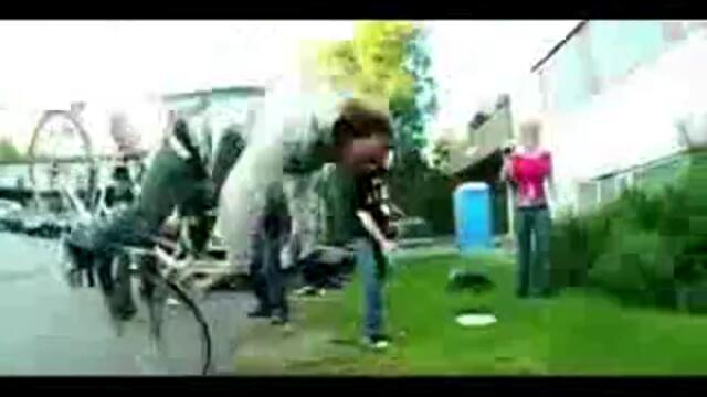 Заклевам се , тези са адските идиоти