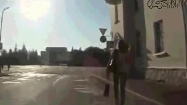 Блондинка смях