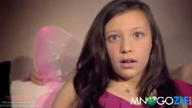 Най-красивата реклама на колани