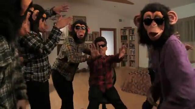 Bruno Mars - The Lazy Song [Official Video]