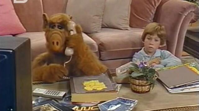 ALF (Сезон 1) (Епизод 4)