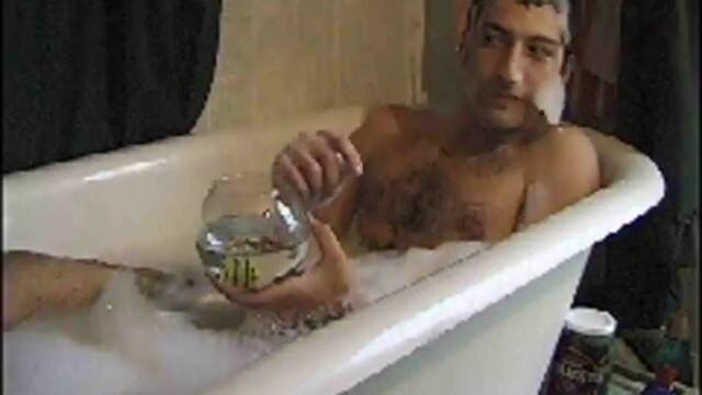 да пръднеш във ваната - смях