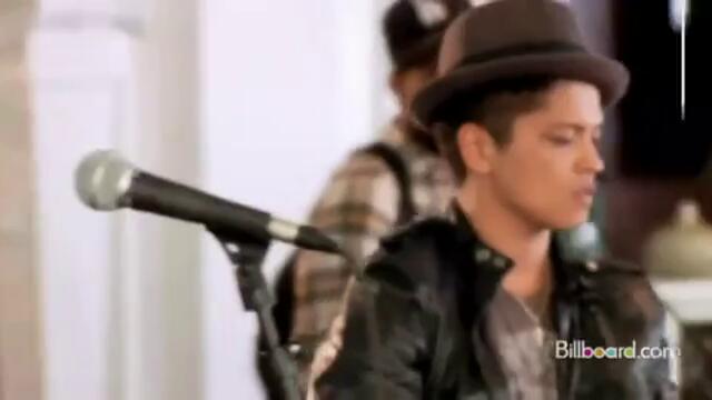 Bruno Mars quot;Grenade quot; Studio Session LIVE