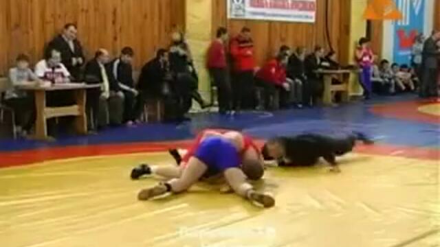 Съдия скача като луд - смях