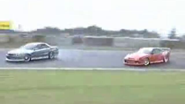 Drift Battle: Nissan Skyline Vs Nissan Silvia S15
