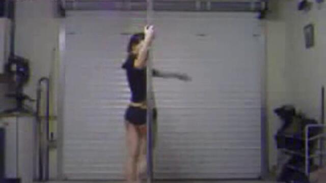 Много Секси Танци На Пилон