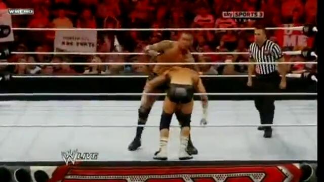 WWE Raw / Първична сила / 29.08.2011 част 3/9