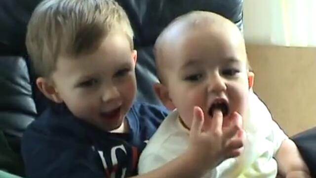 Лудо бебе 100 % смях