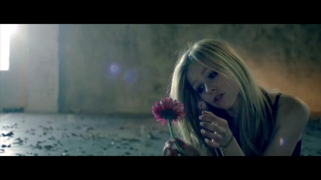 Страхатна! Avril Lavigne - Wish You Were Here