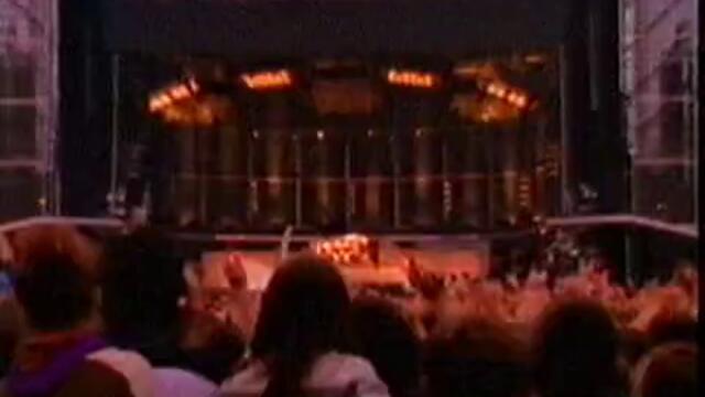 Harvestor Of Sorrow (Live)