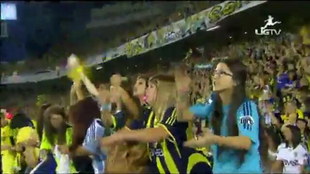 Удивително ! 41хиляди жени на мача на Фенербахче