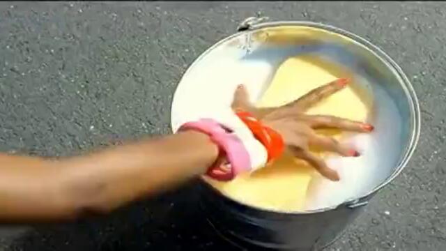 Chuckie _ Hardwell - Move It 2 The Drum (Original Mix)