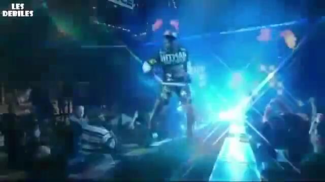 Този ги спуква от бой!