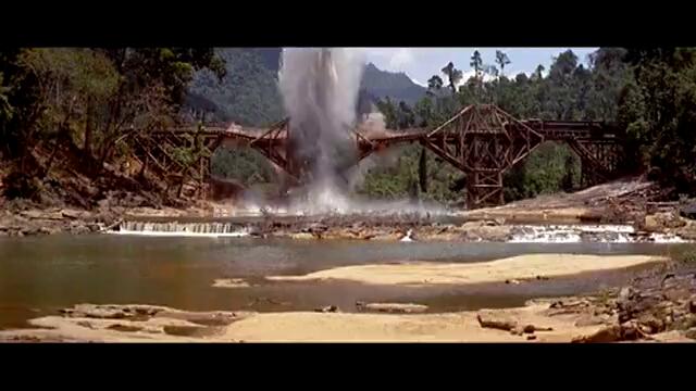 Холивуд обича взривовете на мостове