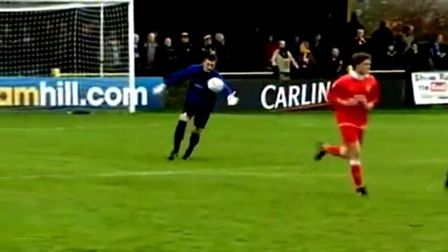 Вратар бележи от своята половина в Шотландия