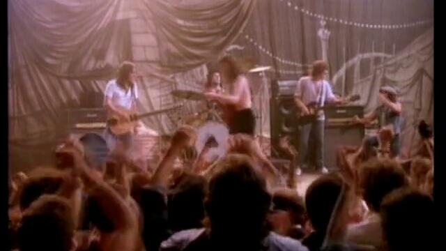 1985 ACDC - Shake Your Foundations