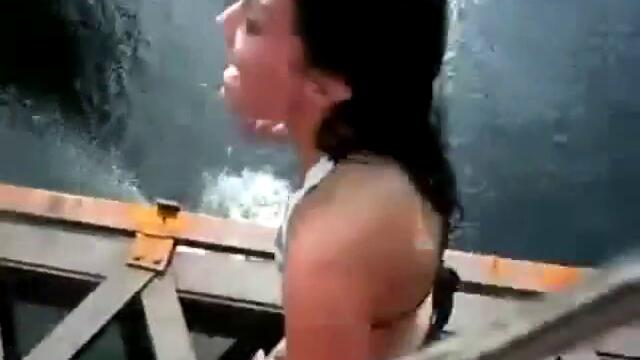 Красиви но тъпи момичета смях