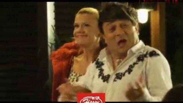 Най-новата реклама на Happy