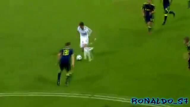 Cristiano Ronaldo-new Skills &amp; Goals in 2011
