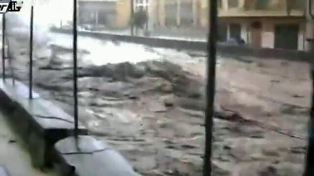 Сицилия потопена в кал, четирима загинаха