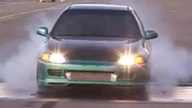 Mного луда Honda Civic Turbo