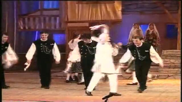 Цветините очи черешови