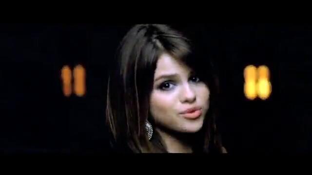 Selena Gomez and the Scene - Falling Down
