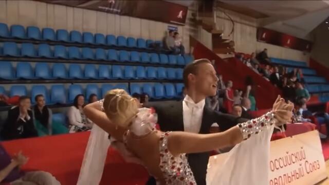 ВЕТКА БЕЛОЙ ДУШИСТОЙ СИРЕНИ!