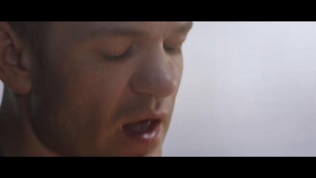 Sum 41 - Never There (Official Music Video)